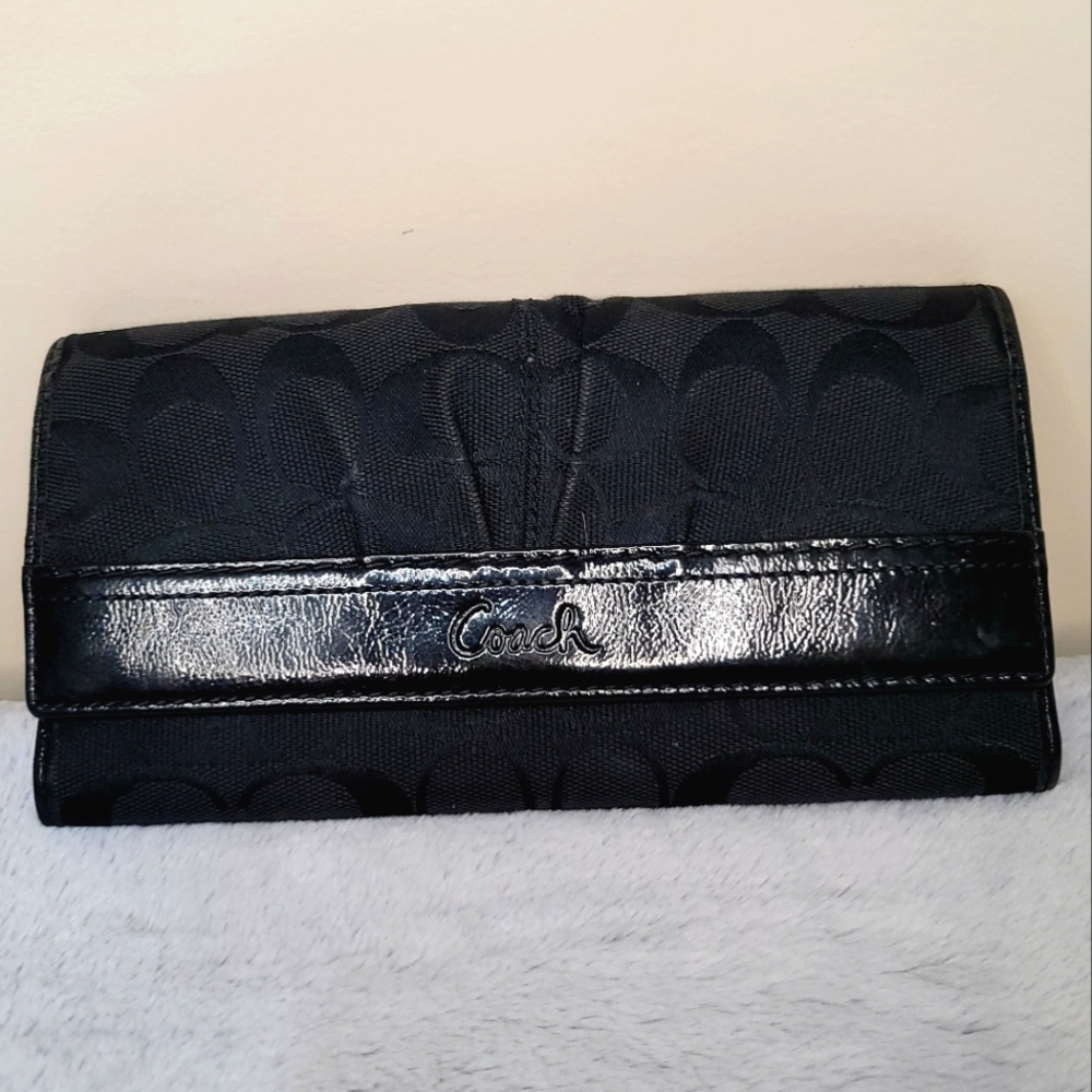 COACH Signature Wallet